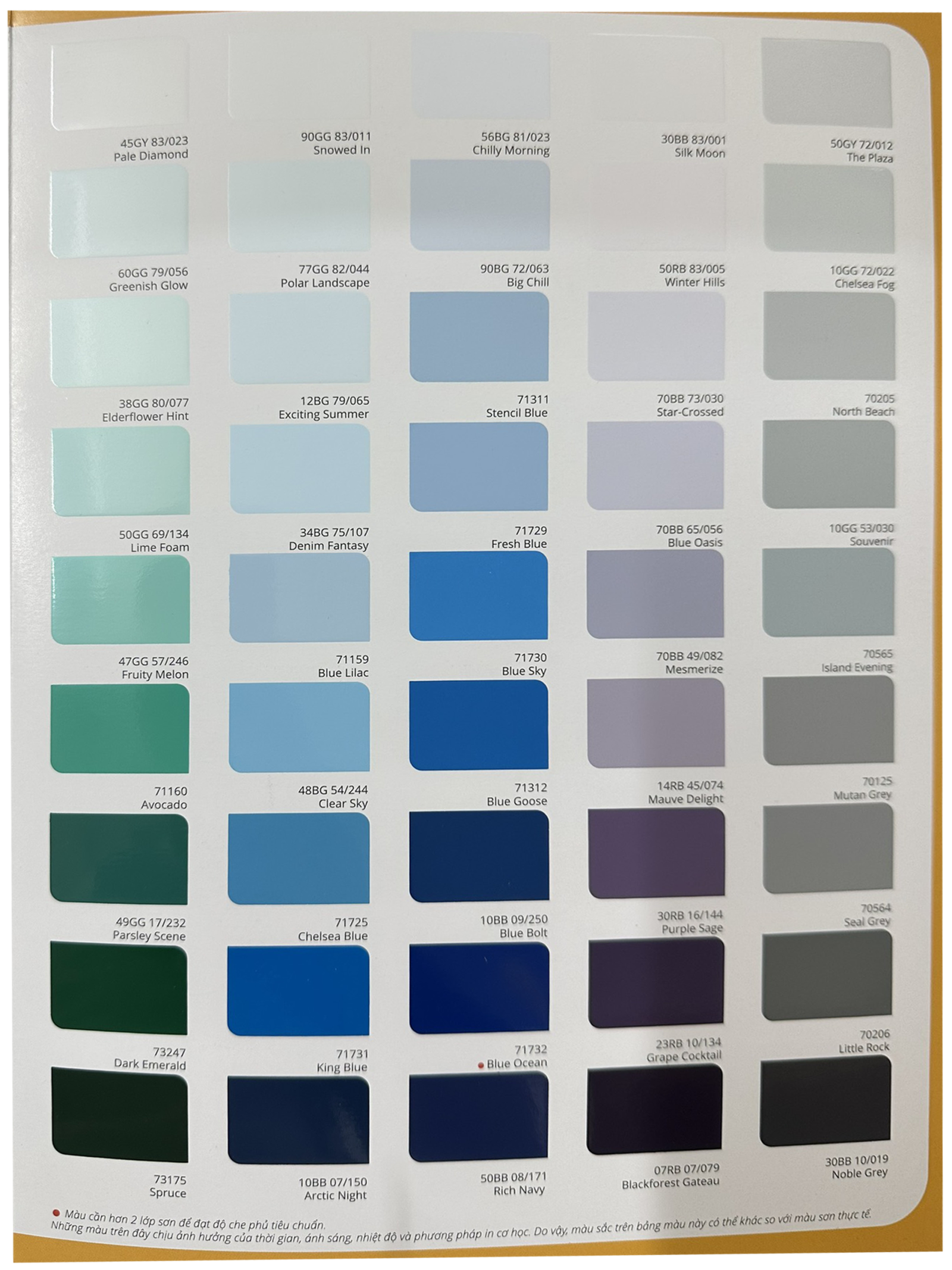 Bảng màu sơn dầu Maxilite với mỗi màu có một mã và trong một bảng màu khác nhau. Khi khách hàng có nhu cầu mua hàng loại nào thì chọn màu trên bảng màu đó. Để giảm thời gian chọn màu cho khách hàng chúng tôi tổng kho sơn đã có bảng màu sơn maxilite online quý khách có thể xem bảng màu bất cứ nơi đâu chỉ cần có chiếc điện thoại smartphone kết nối 3g là bạn có thể xem màu và chọn mã màu mình thích và đặt hàng rất tiện lợi và nhanh chóng. Dưới đây là bảng màu sơn dầu Maxilite mới nhất lấy từ catalog sơn Maxilite: